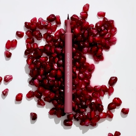GOSH - Here To Stain Lip Pen - Ilgnoturīgs Lūpu Marķieris - 008 Ruby Stain - 1ml
