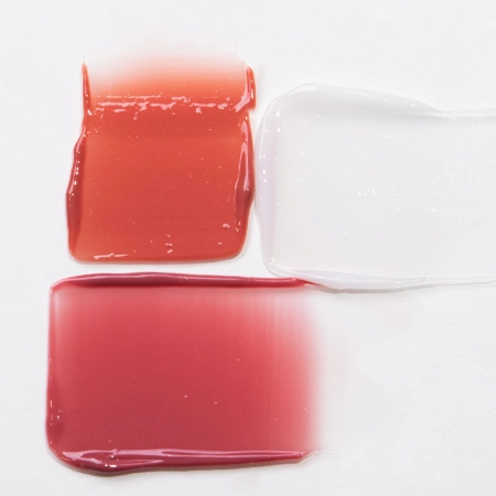 Kaine - Glow Melting Lip Balm - Mitrinošs Lūpu Balzams - #Warm Apricot - 3,7g