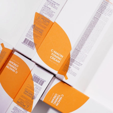 Isntree - C-Niacin Toning Cream - Izgaismojošs Sejas Krēms - 50ml
