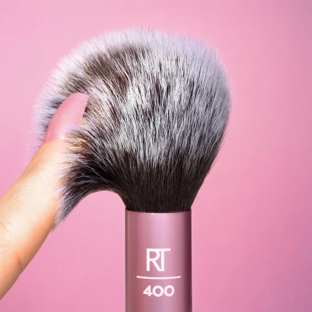 Real Techniques - Blush Brush - Daudzfunkcionāla Otiņa Sārtumam - 1gab.