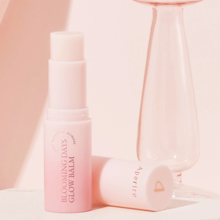 Aperire - Blooming Days Glow Balm - Izgaismojošs Balzams Stikā - 9,5 g