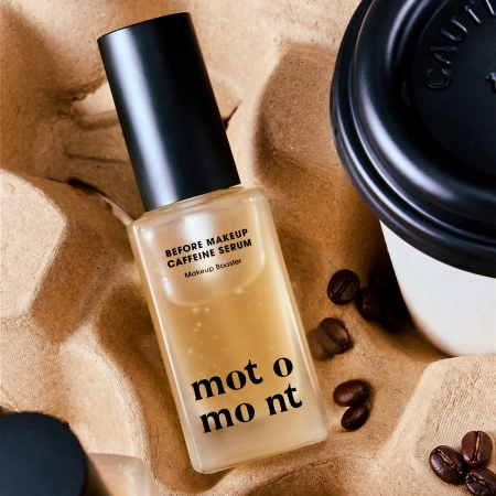 motomont - Before Makeup Caffeine Serum - Serums zem Grima ar Kofeīnu - 30ml
