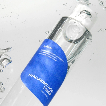 Isntree - Hyaluronic Acid Toner - Mitrinošs toniks ar hialuronskābi - 200ml