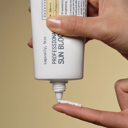 Logically, Skin - Professional Sun Block SPF50+ PA++++ - Nomierinošs Sejas Krēms ar Filtru - 70g