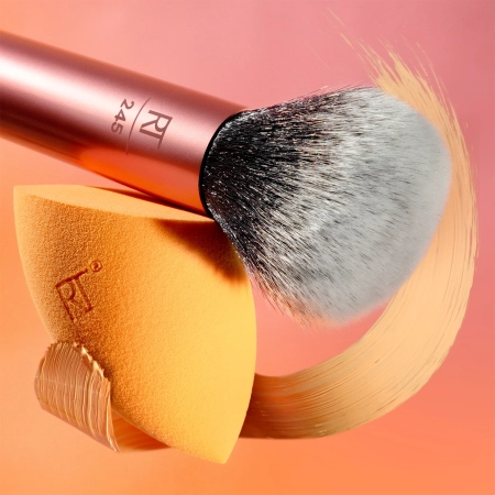 Real Techniques - Everything Face Brush - Daudzfunkcionāla Sejas Ota - 1gab.